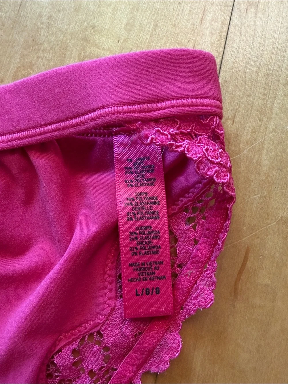 SKIMS FITS EVERYBODY LACE TRIANGLE BRALETTE IN HOT PINK FUSCIA SIZE LARGE - Picture 5 of 5